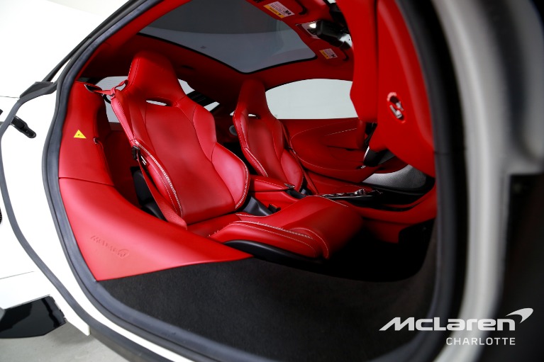 Used-2022-MCLAREN-GT-LUXE