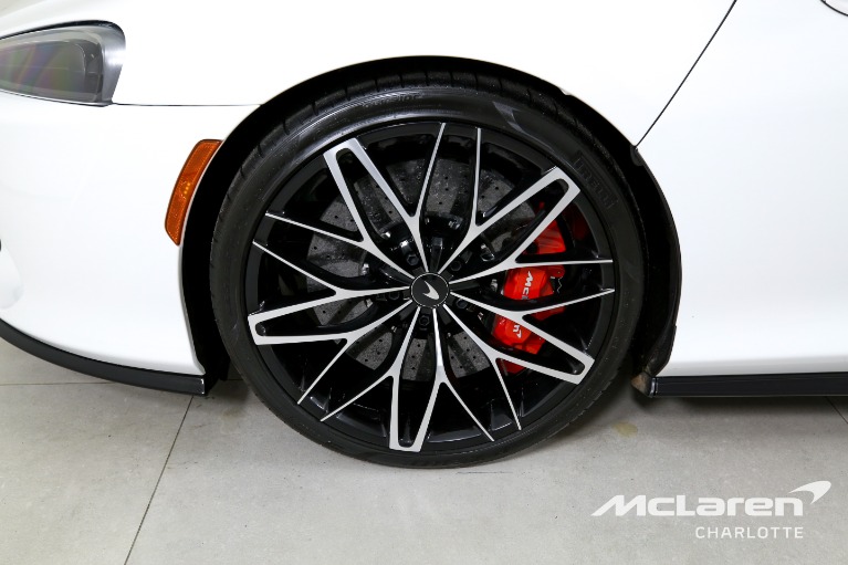 Used-2022-MCLAREN-GT-LUXE