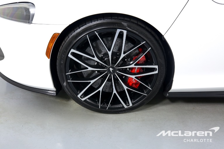 Used-2022-MCLAREN-GT-LUXE