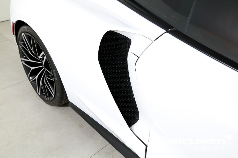 Used-2022-MCLAREN-GT-LUXE