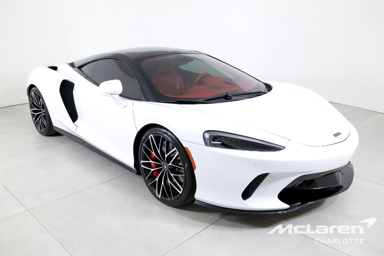 Used-2022-MCLAREN-GT-LUXE