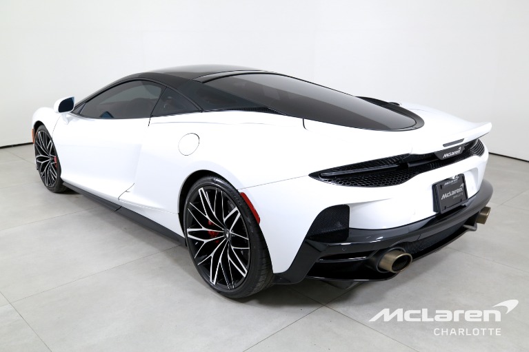 Used-2022-MCLAREN-GT-LUXE
