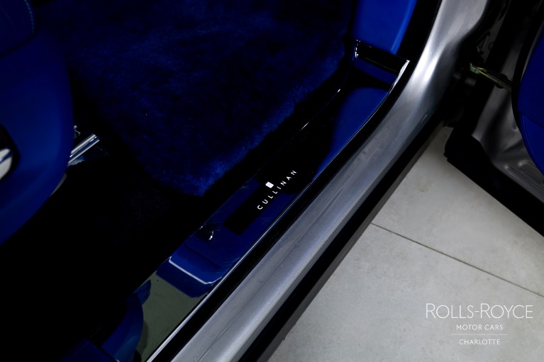 Used-2021-Rolls-Royce-Cullinan