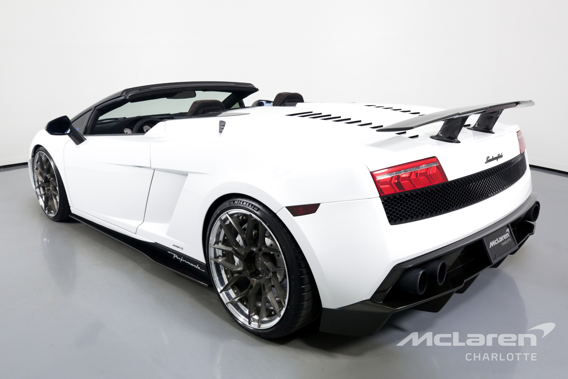 Used 2011 Lamborghini Gallardo LP 570-4 Spyder Performante | Charlotte, NC