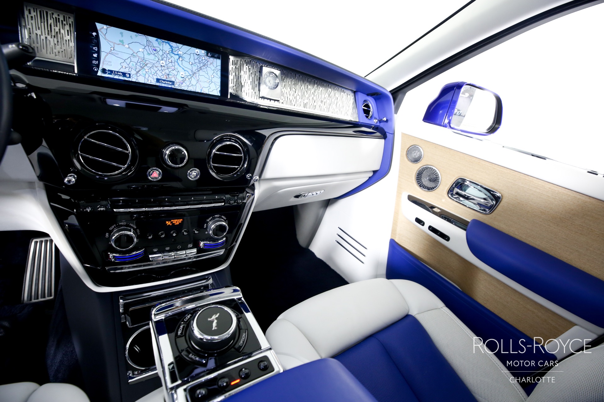 This RollsRoyce Phantom Has A Purple And White Interior With A Privacy  Suite  Carscoops