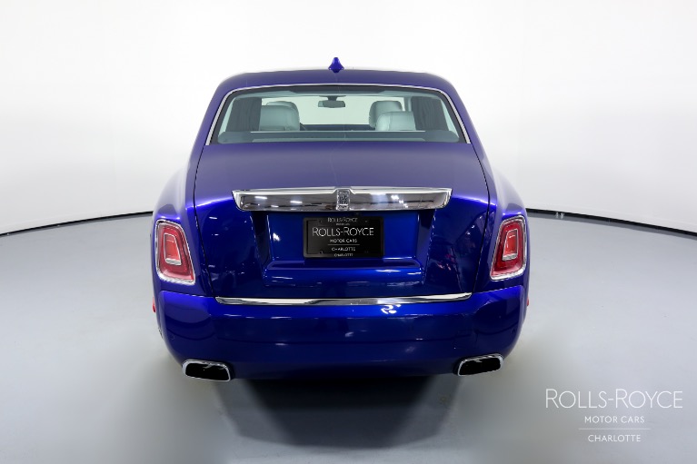 Used-2019-Rolls-Royce-Phantom