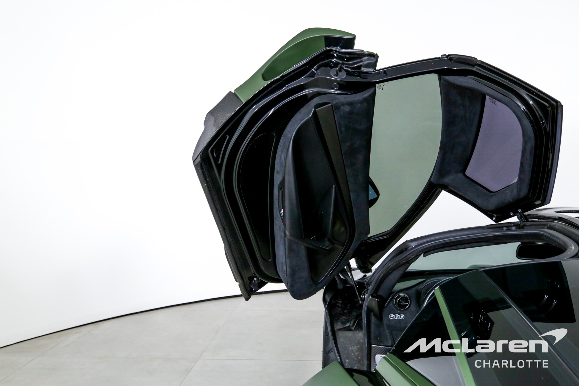 Used 2018 McLaren 720S Performance | Charlotte, NC