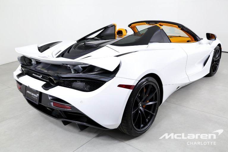 Used-2022-McLaren-720S-Spider-Performance