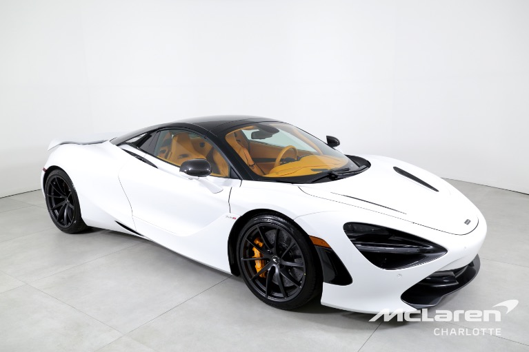 Used-2022-McLaren-720S-Spider-Performance