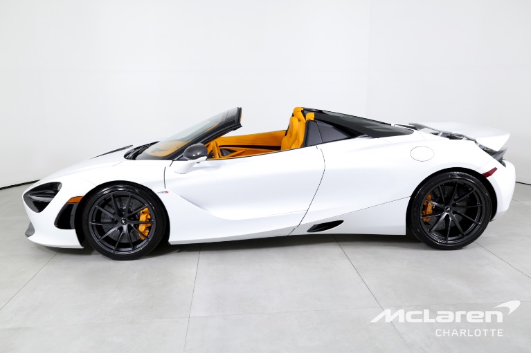 Used-2022-McLaren-720S-Spider-Performance