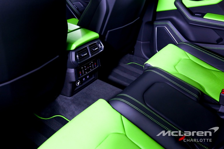 Used-2021-Lamborghini-Urus