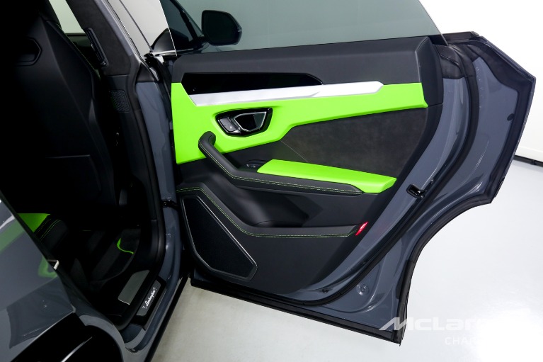 Used-2021-Lamborghini-Urus