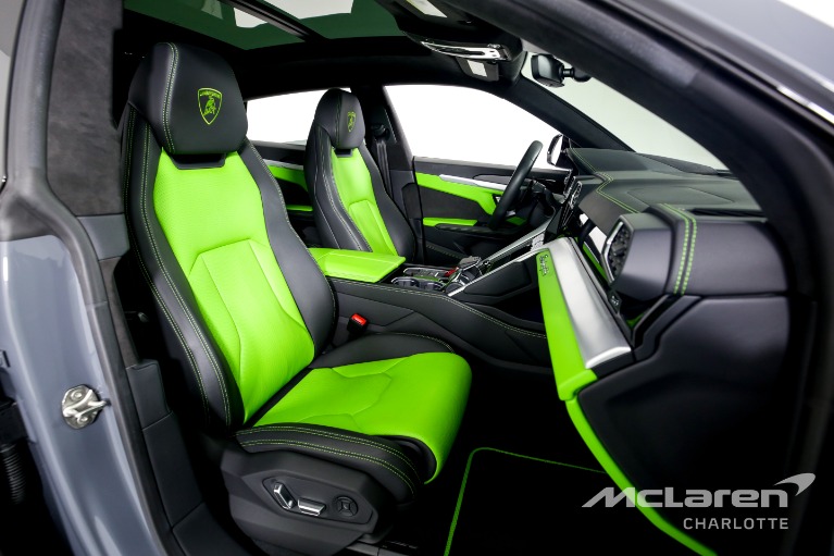 Used-2021-Lamborghini-Urus