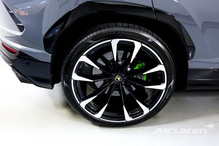 Used-2021-Lamborghini-Urus