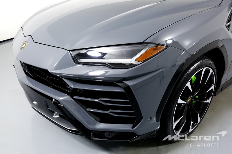 Used-2021-Lamborghini-Urus