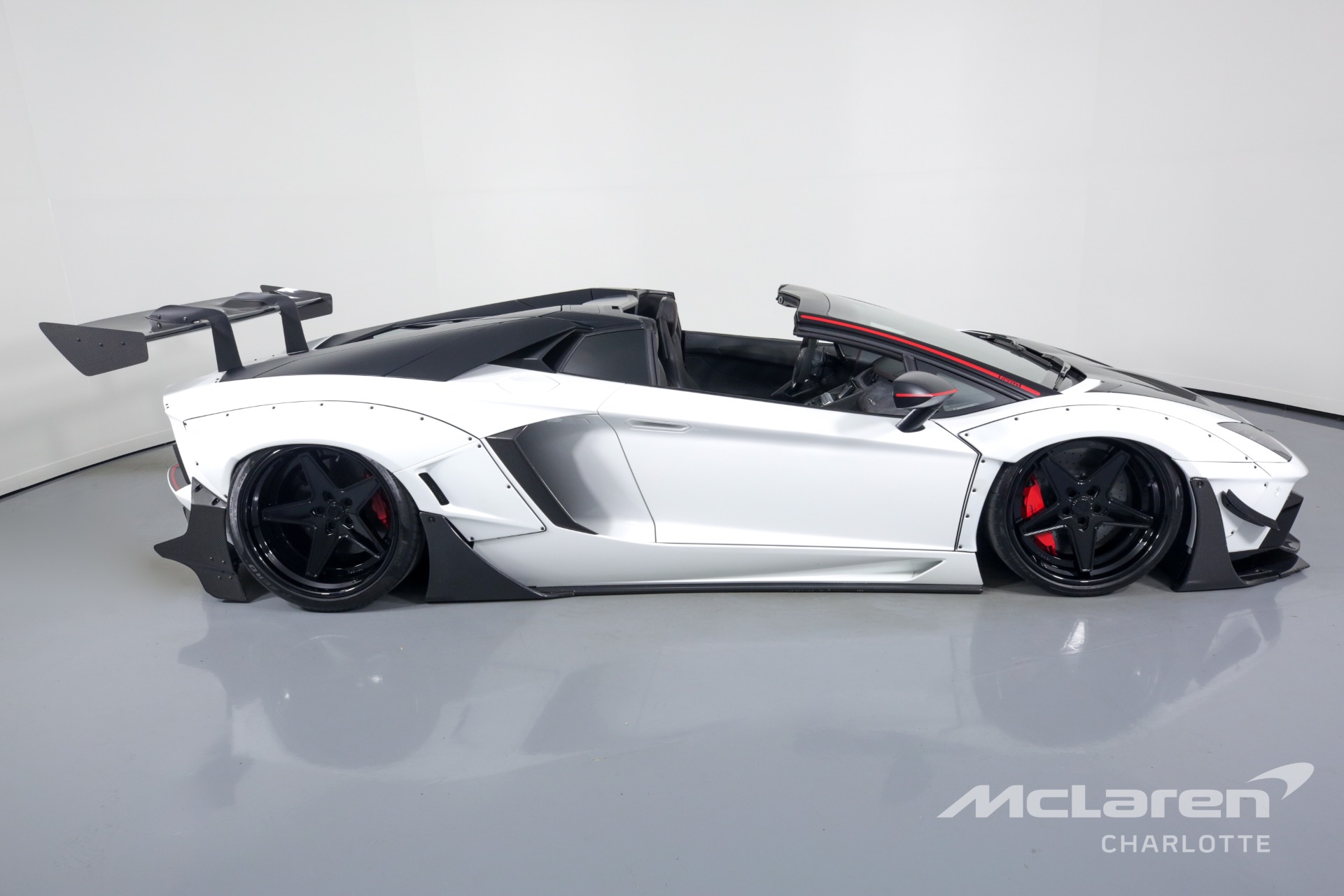 Used 2016 Lamborghini Aventador LP 700-4 Pirelli Edition | Charlotte, NC