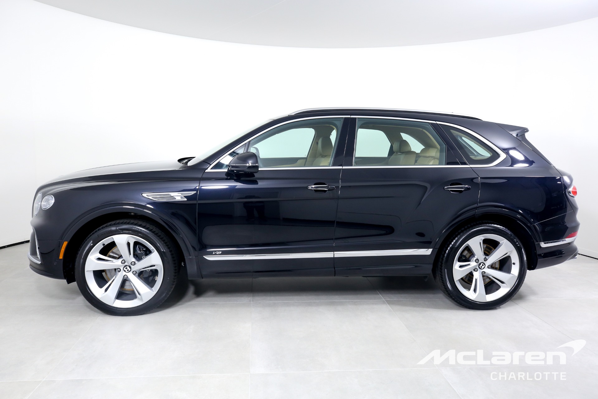Used 2021 Bentley Bentayga V8 | Charlotte, NC