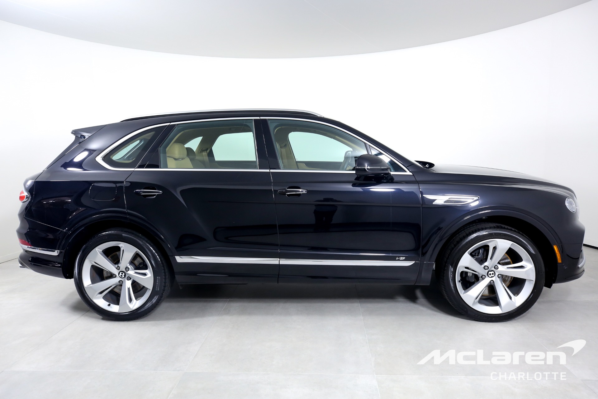 Used 2021 Bentley Bentayga V8 | Charlotte, NC