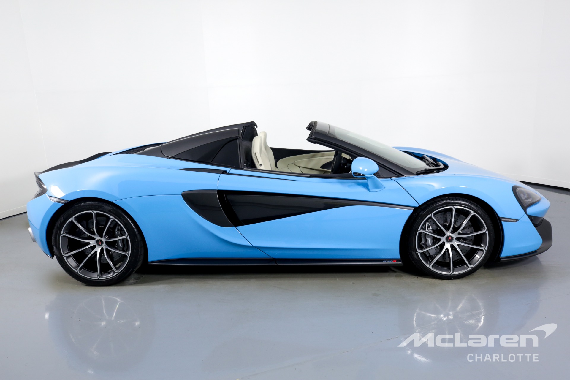 Used 2018 McLaren 570S Spider | Charlotte, NC