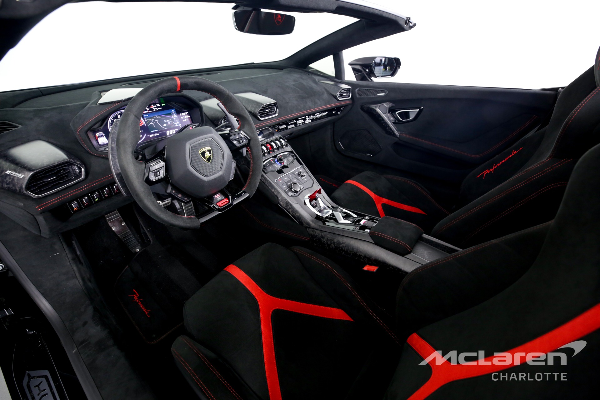 Used 2018 Lamborghini Huracan LP 640-4 Performante Spyder | Charlotte, NC