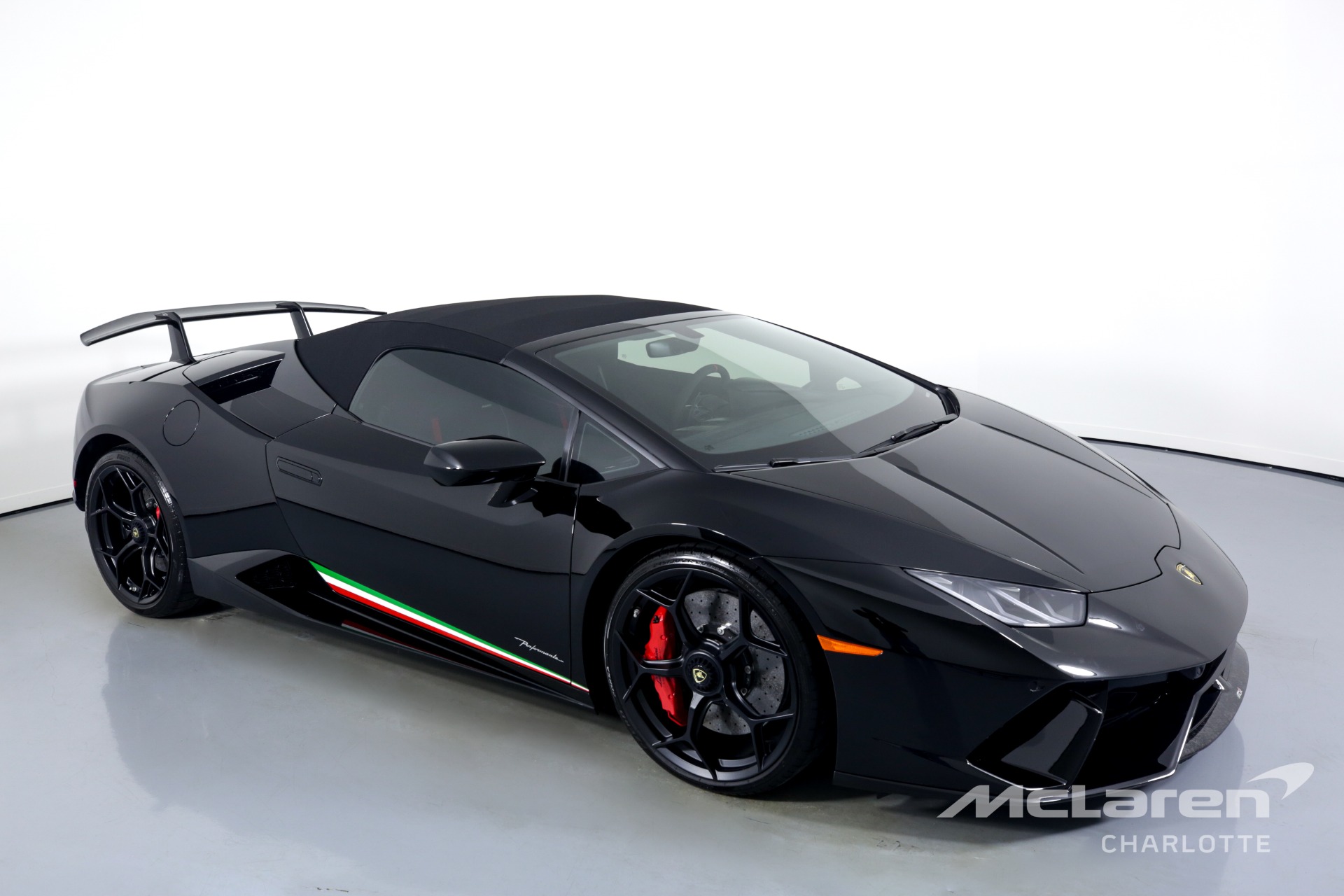 Used 2018 Lamborghini Huracan LP 640-4 Performante Spyder | Charlotte, NC