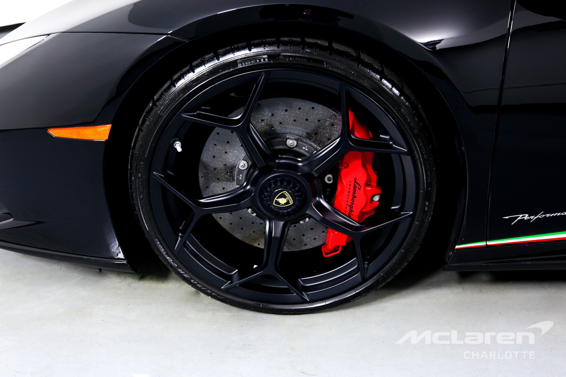 Used 2018 Lamborghini Huracan LP 640-4 Performante Spyder | Charlotte, NC