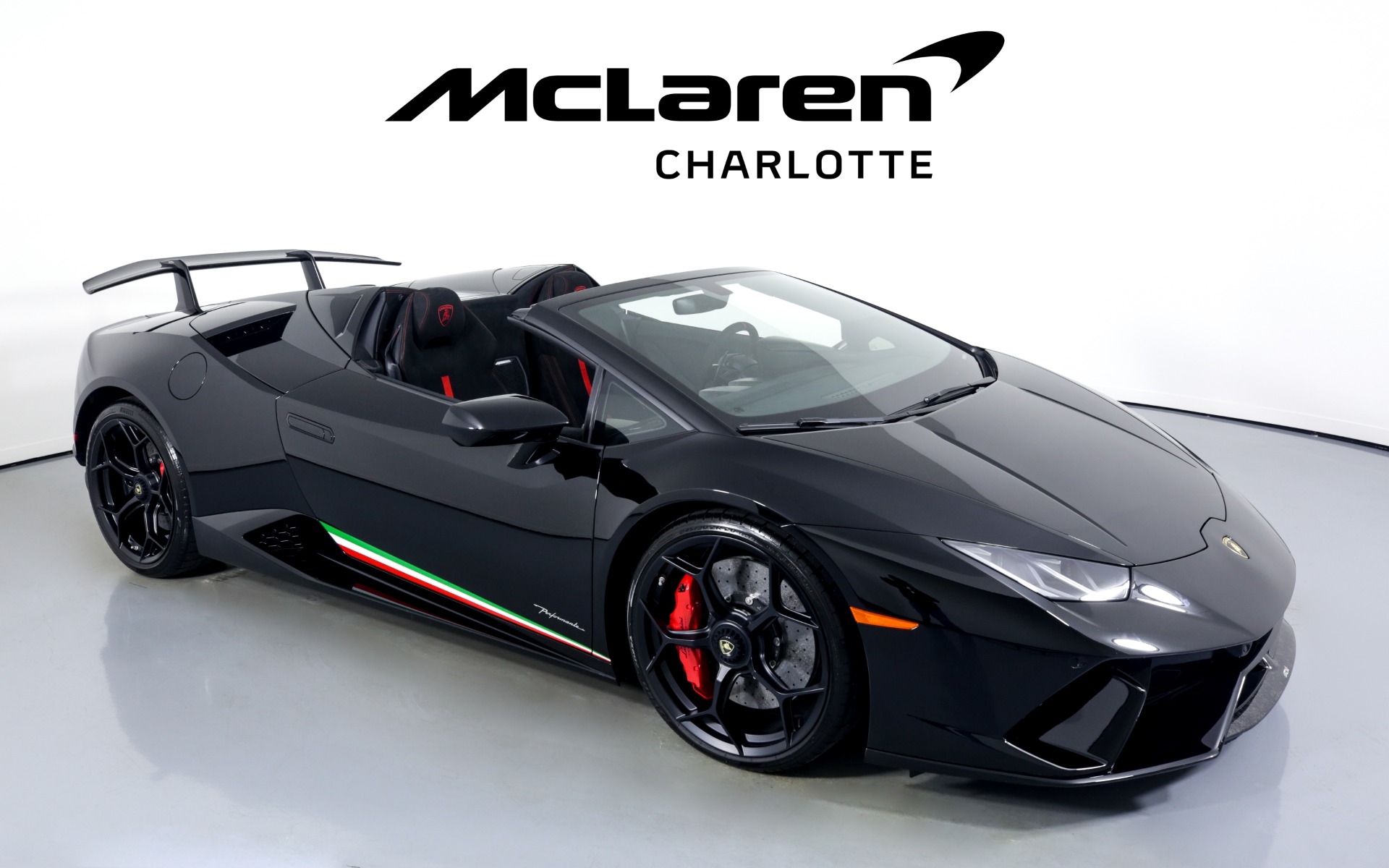 Used 2018 Lamborghini Huracan LP 640-4 Performante Spyder | Charlotte, NC