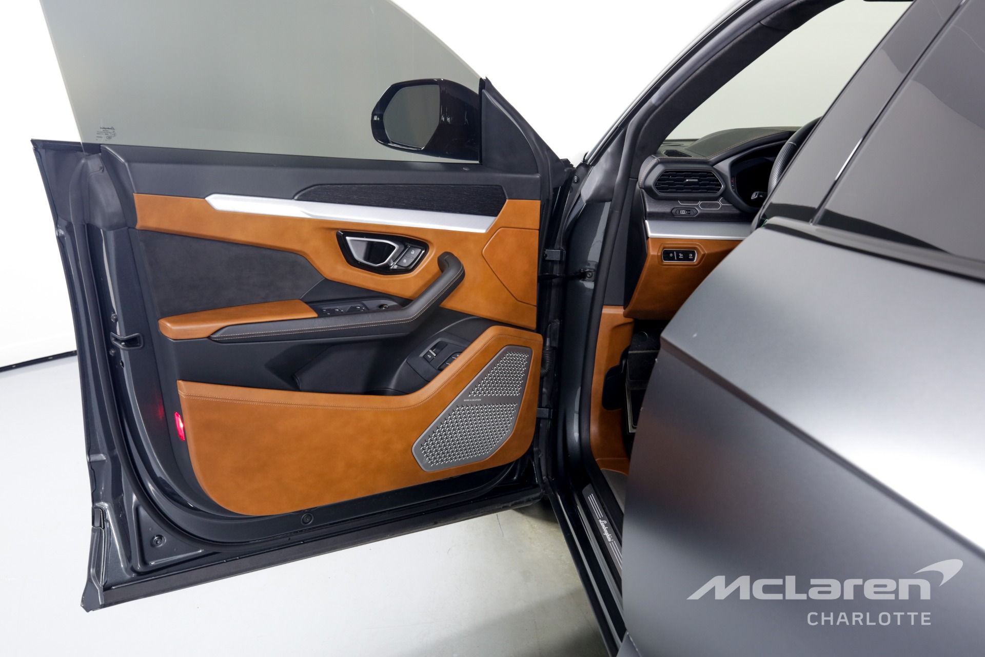 Used 2019 Lamborghini Urus | Charlotte, NC