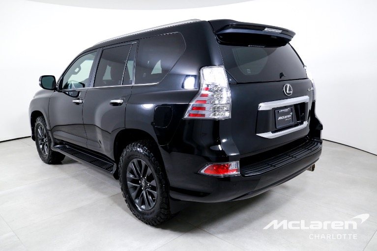 Used-2021-Lexus-GX-460