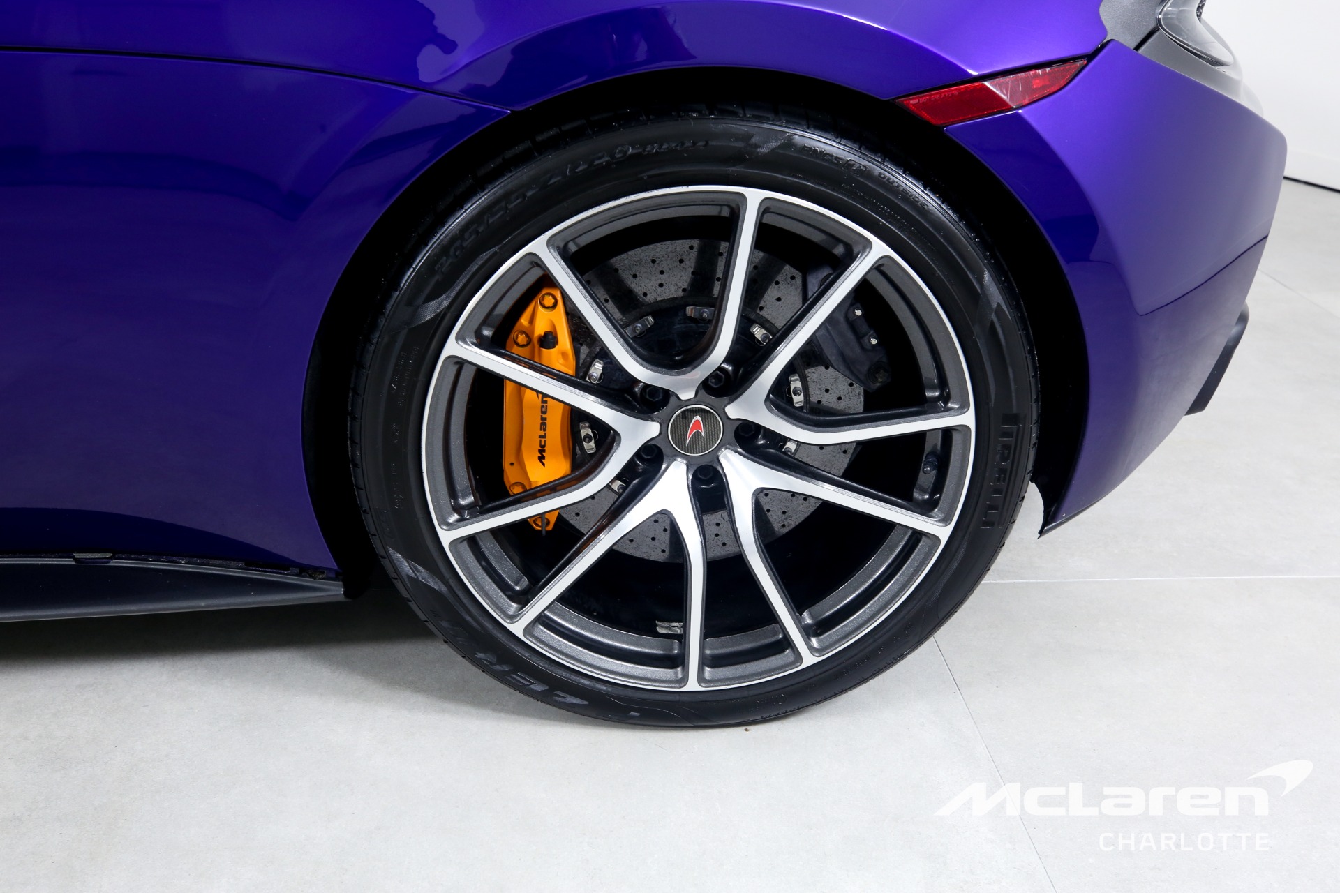 Used 2018 McLaren 570S Spider | Charlotte, NC