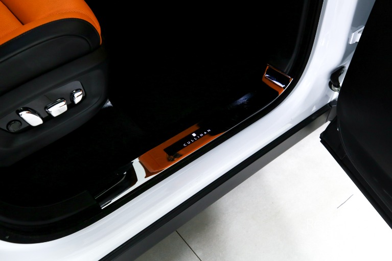 Used-2020-Rolls-Royce-Cullinan