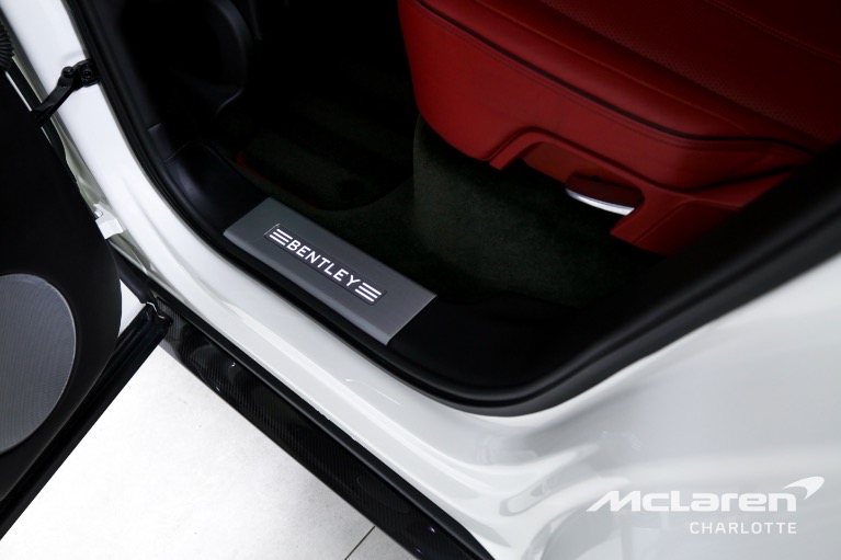 Used-2021-Bentley-Bentayga-V8