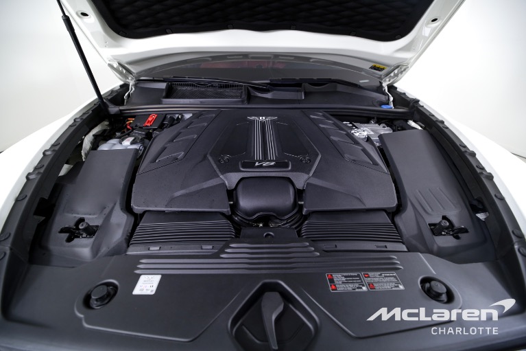 Used-2021-Bentley-Bentayga-V8