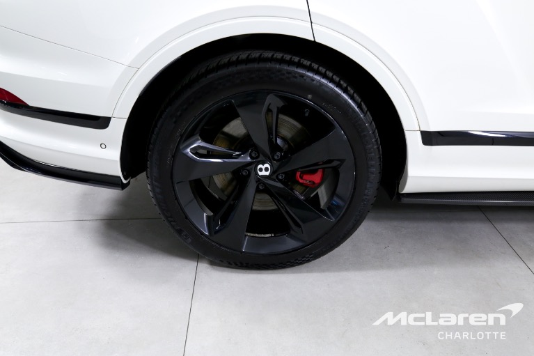 Used-2021-Bentley-Bentayga-V8