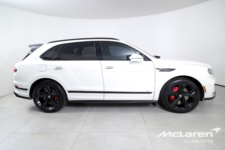 Used-2021-Bentley-Bentayga-V8