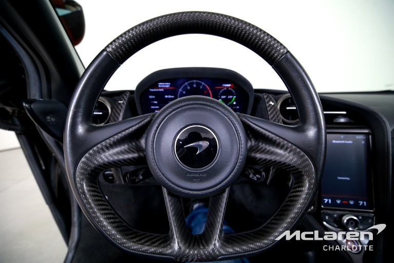 Used-2020-McLaren-720S-Spider-Performance