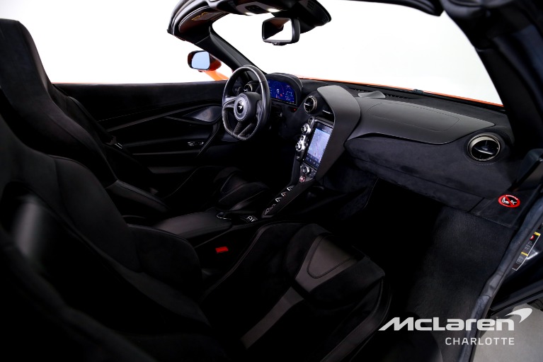 Used-2020-McLaren-720S-Spider-Performance