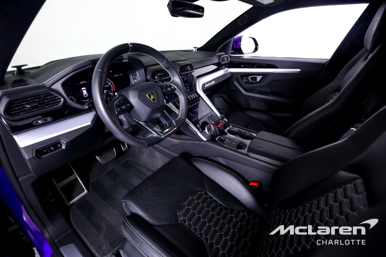 Used-2019-Lamborghini-Urus