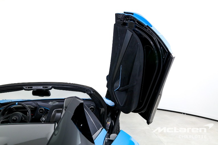 Used-2022-MCLAREN-765LT-SPIDER
