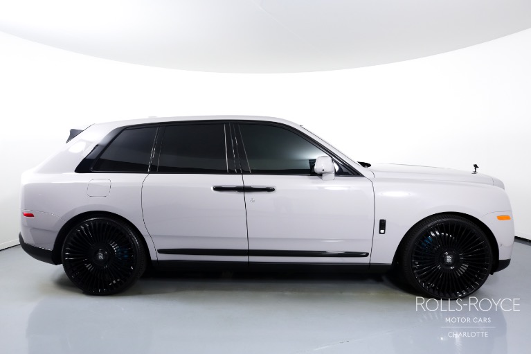 Used-2022-Rolls-Royce-CULLINAN
