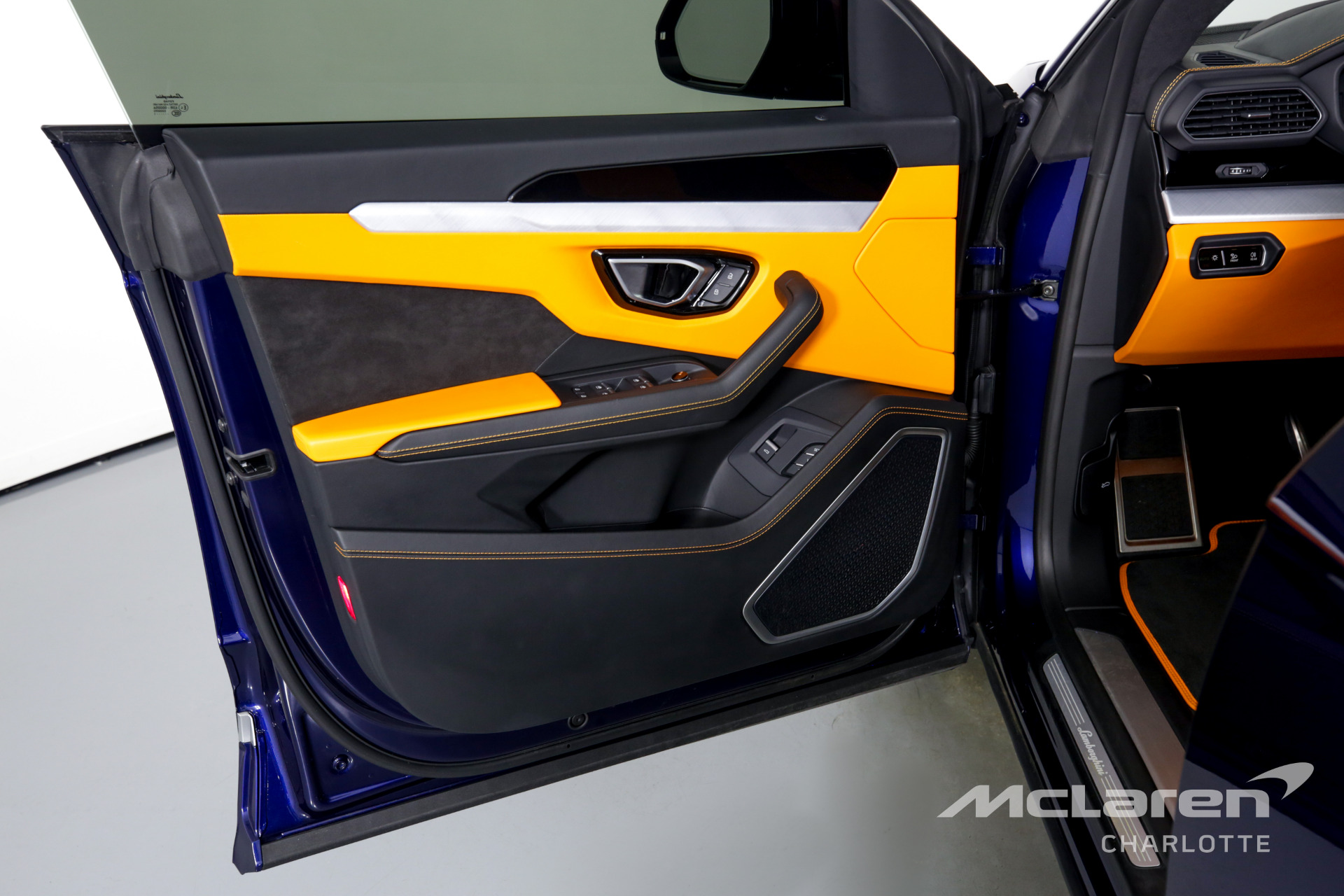 Used 2021 Lamborghini Urus | Charlotte, NC