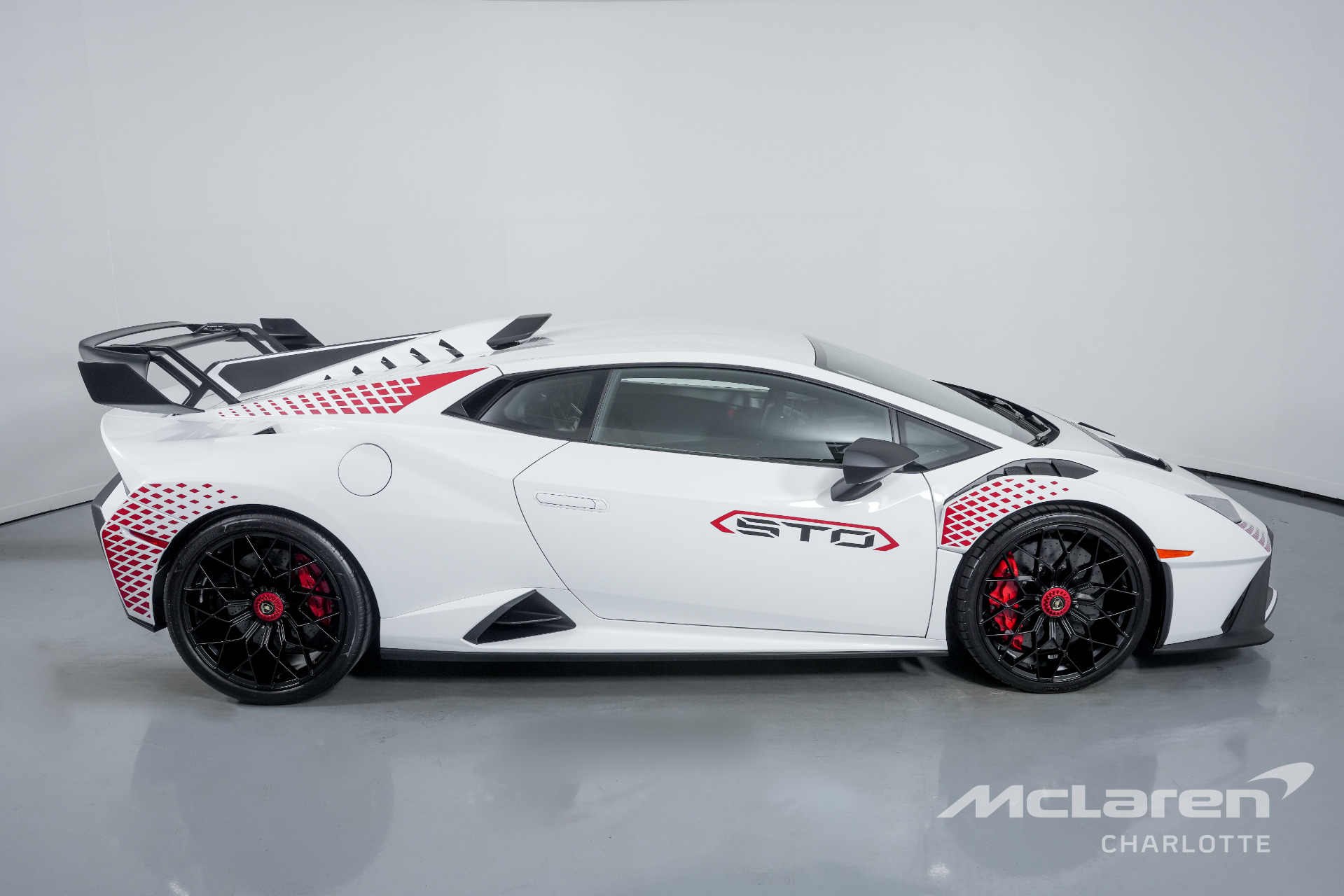 Used 2022 Lamborghini Huracan LP 640-4 STO | Charlotte, NC