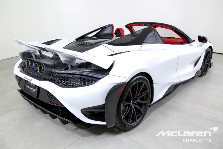 Used-2022-McLaren-765LT-Spider