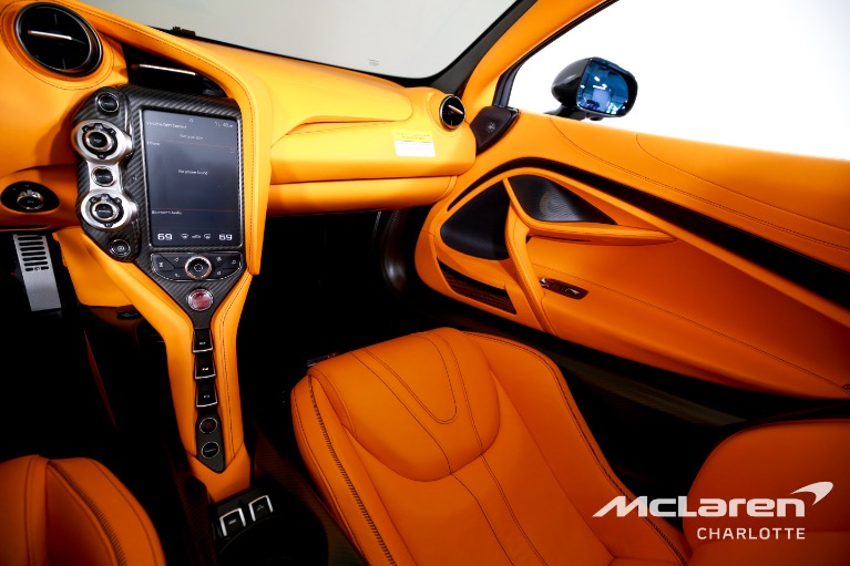Used-2022-McLaren-765LT-Spider