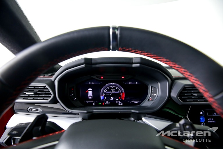 Used-2021-Lamborghini-Urus