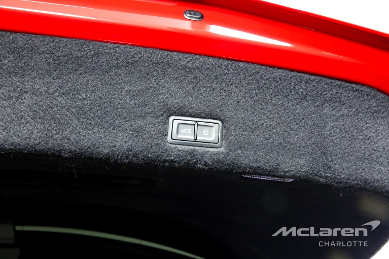 Used-2021-Lamborghini-Urus