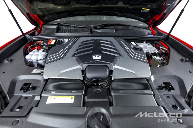 Used-2021-Lamborghini-Urus