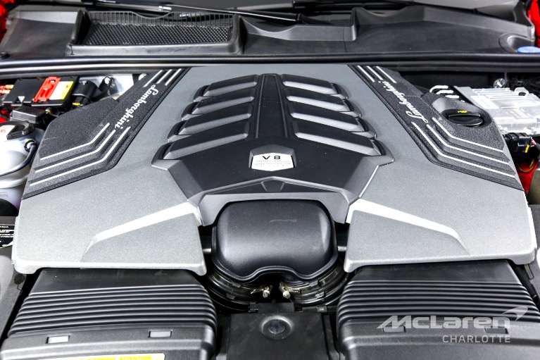Used-2021-Lamborghini-Urus