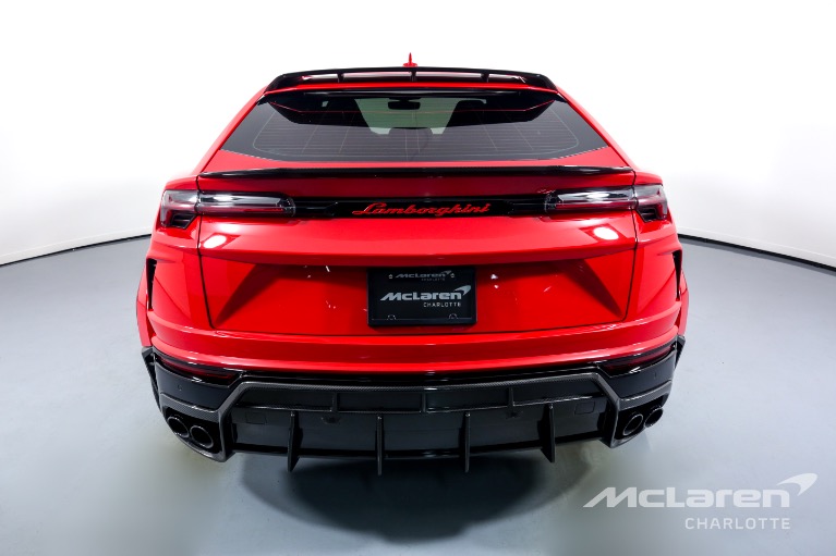 Used-2021-Lamborghini-Urus