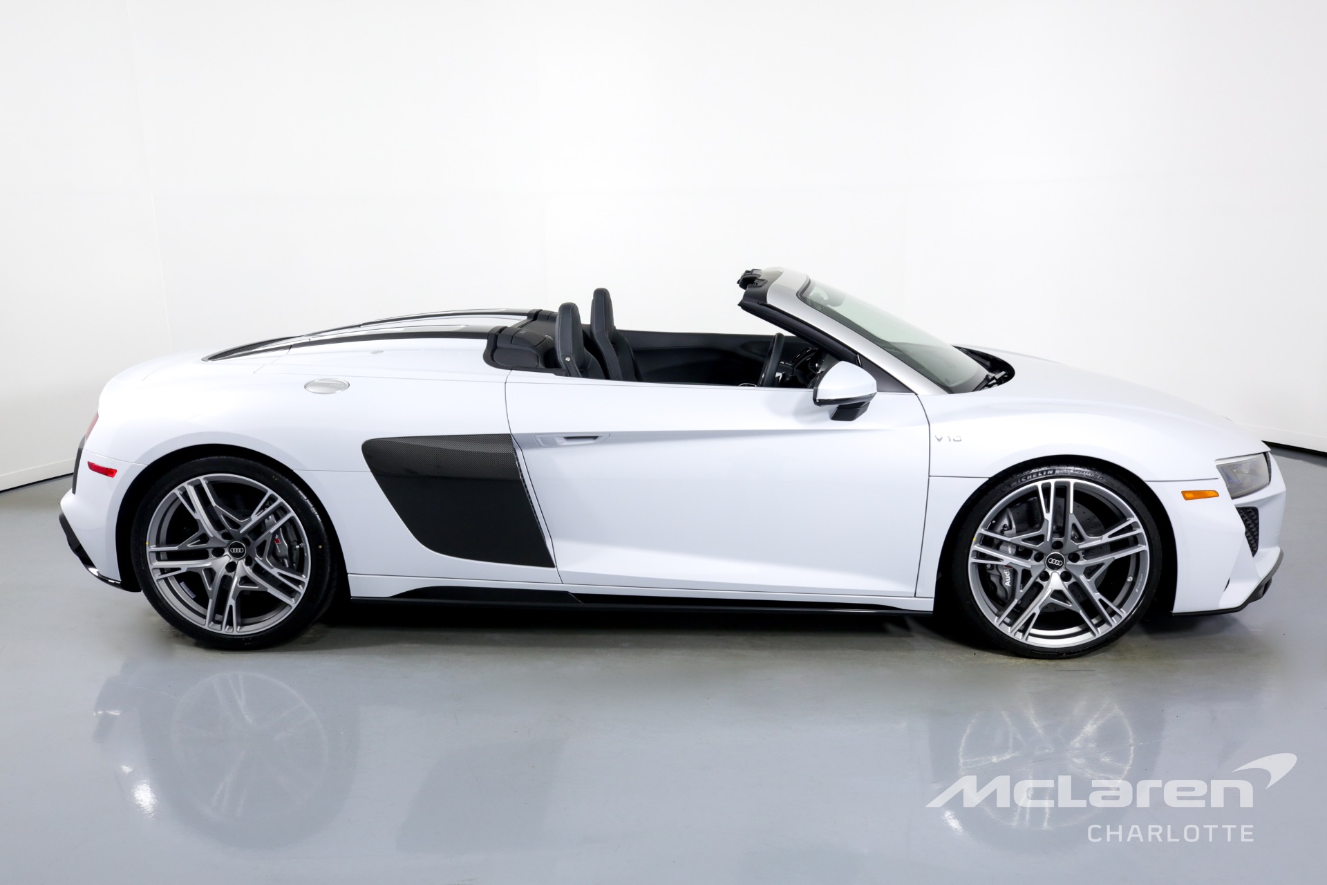 Used 2022 Audi R8 5.2 V10 performance Spyder | Charlotte, NC